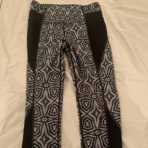 Athleta cropped running pants